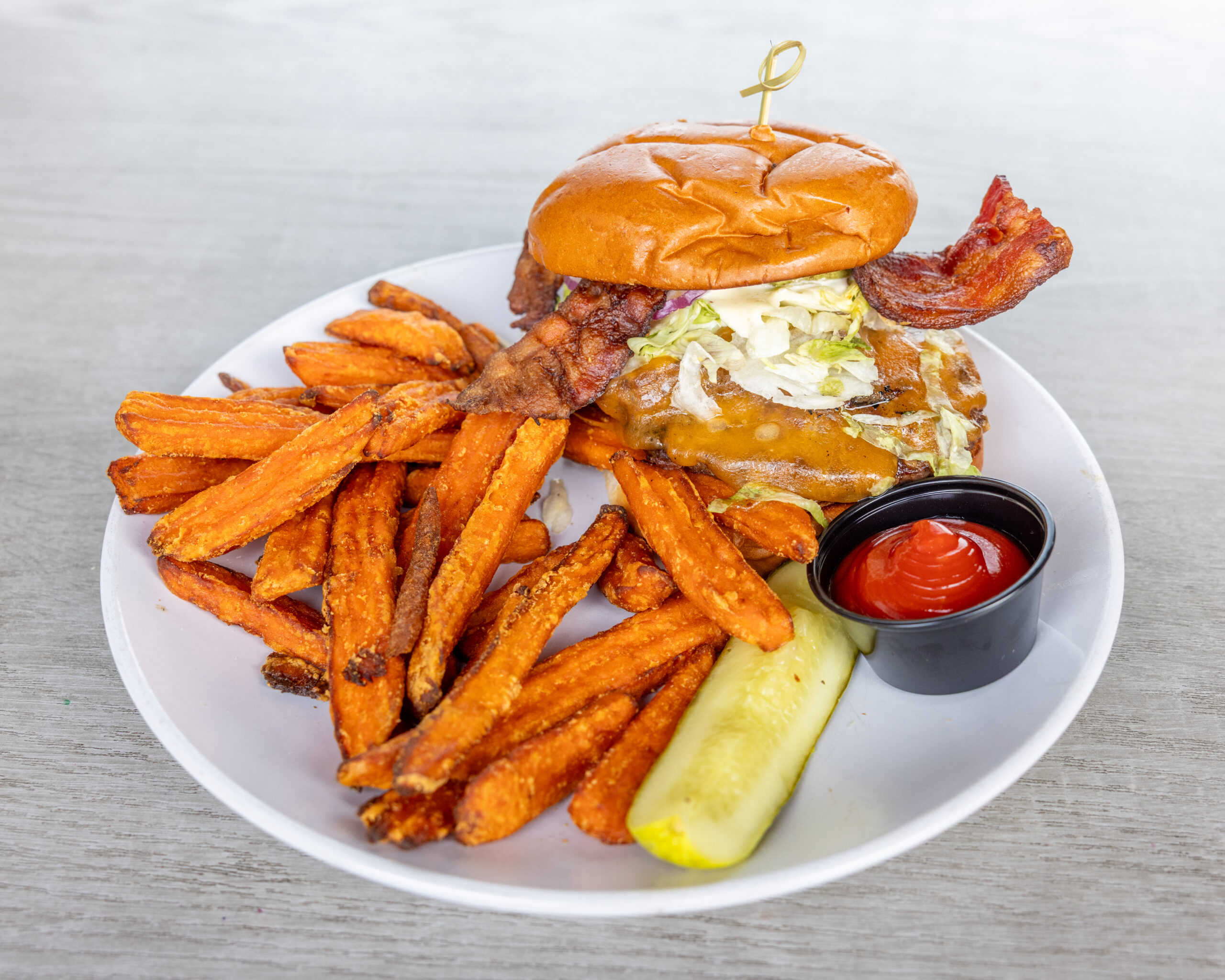 Bacon N' Avocado Burger
